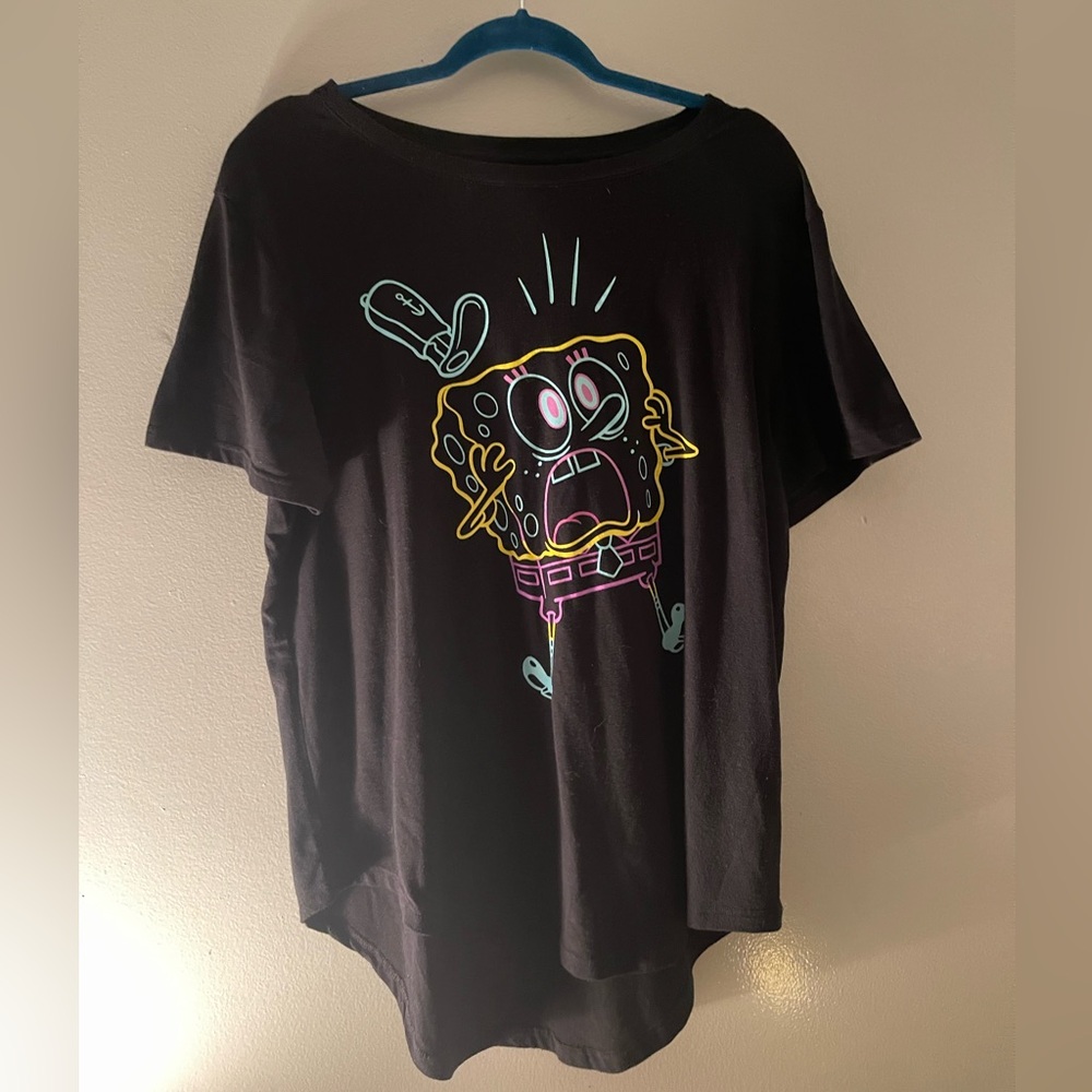 Tee shirt
